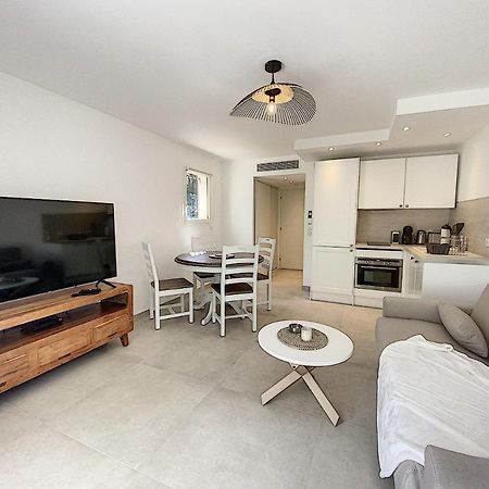 Superbe Appartement Au Coeur Du Cap D'Antibes Eksteriør billede